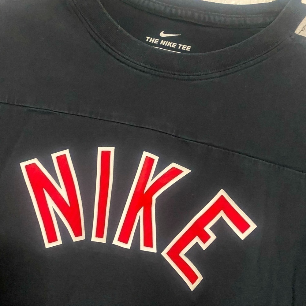 Nike Striped Sleeves Shirt Boys XL Black - Picture 5 of 9